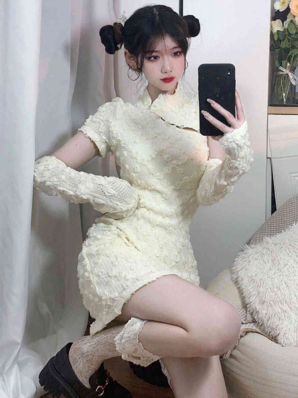触手高辣h花液张开腿 