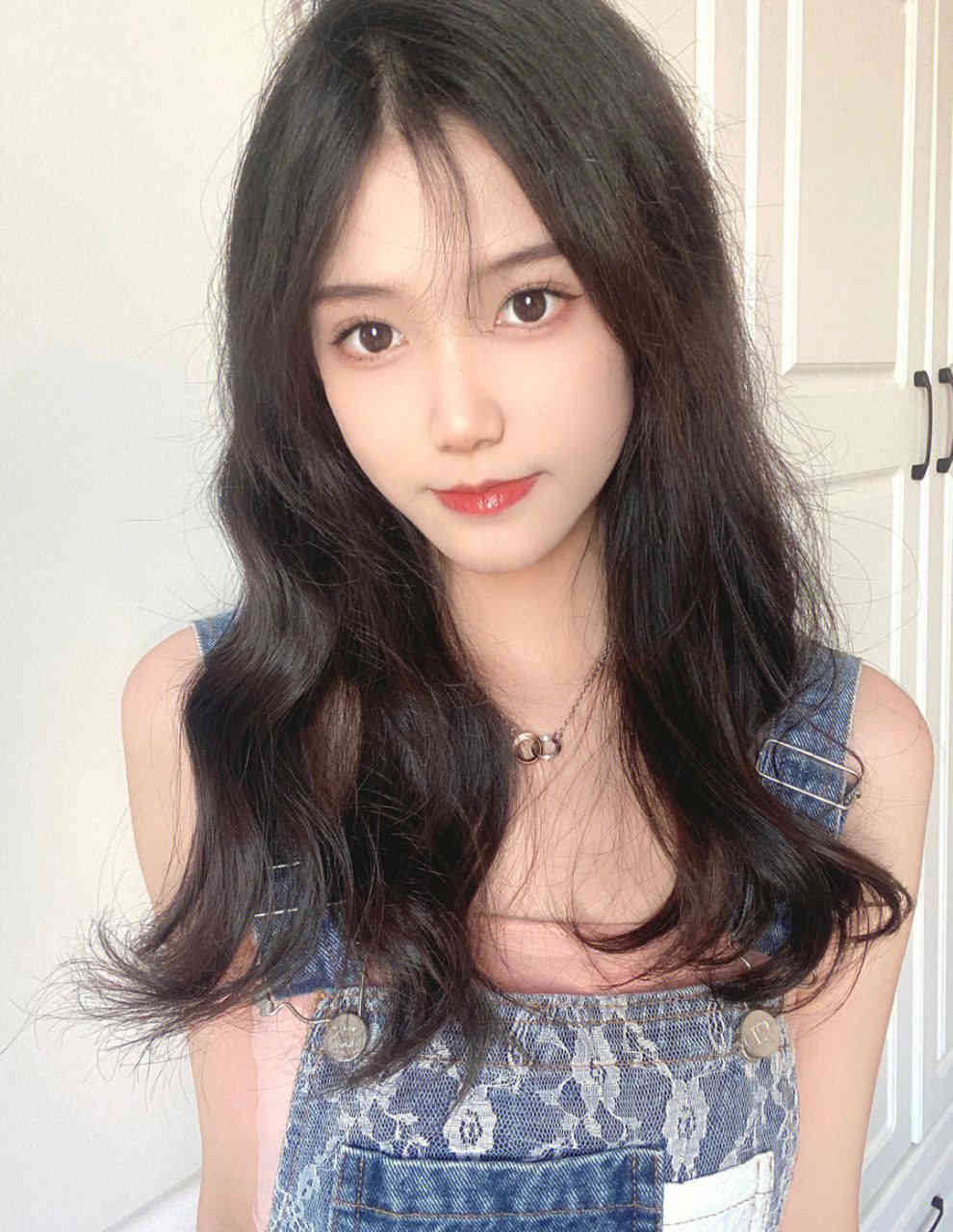 啃臭袜子吃臭脚的尿奴小说 