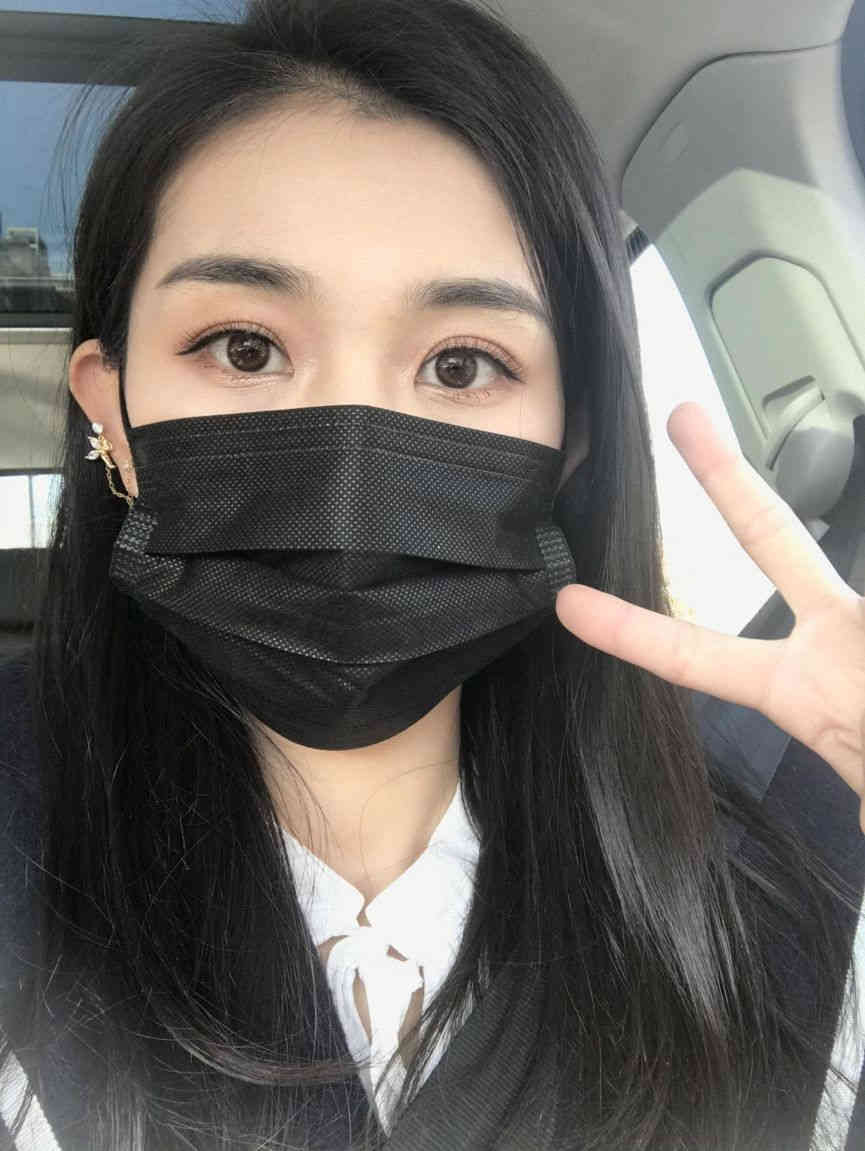 娇吟蜜汁迎合美妻子 