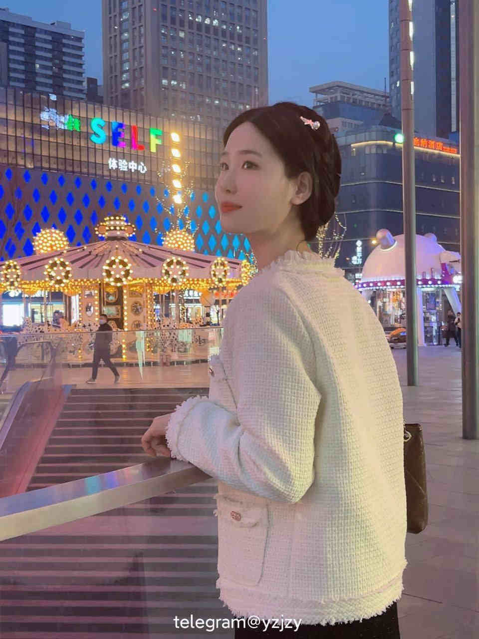 小sao货都湿掉了np 