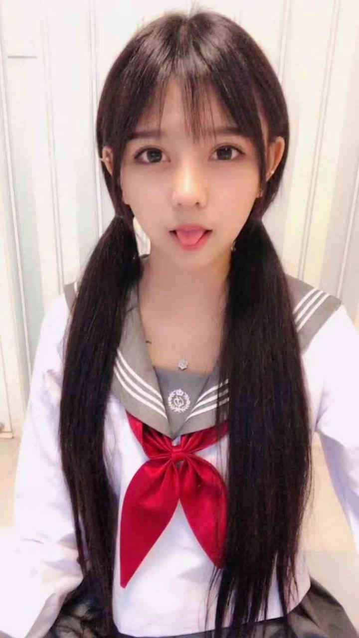 爱上黑丝美女小说 